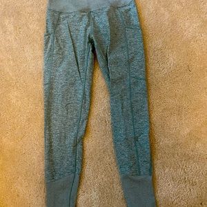 Leggings size small